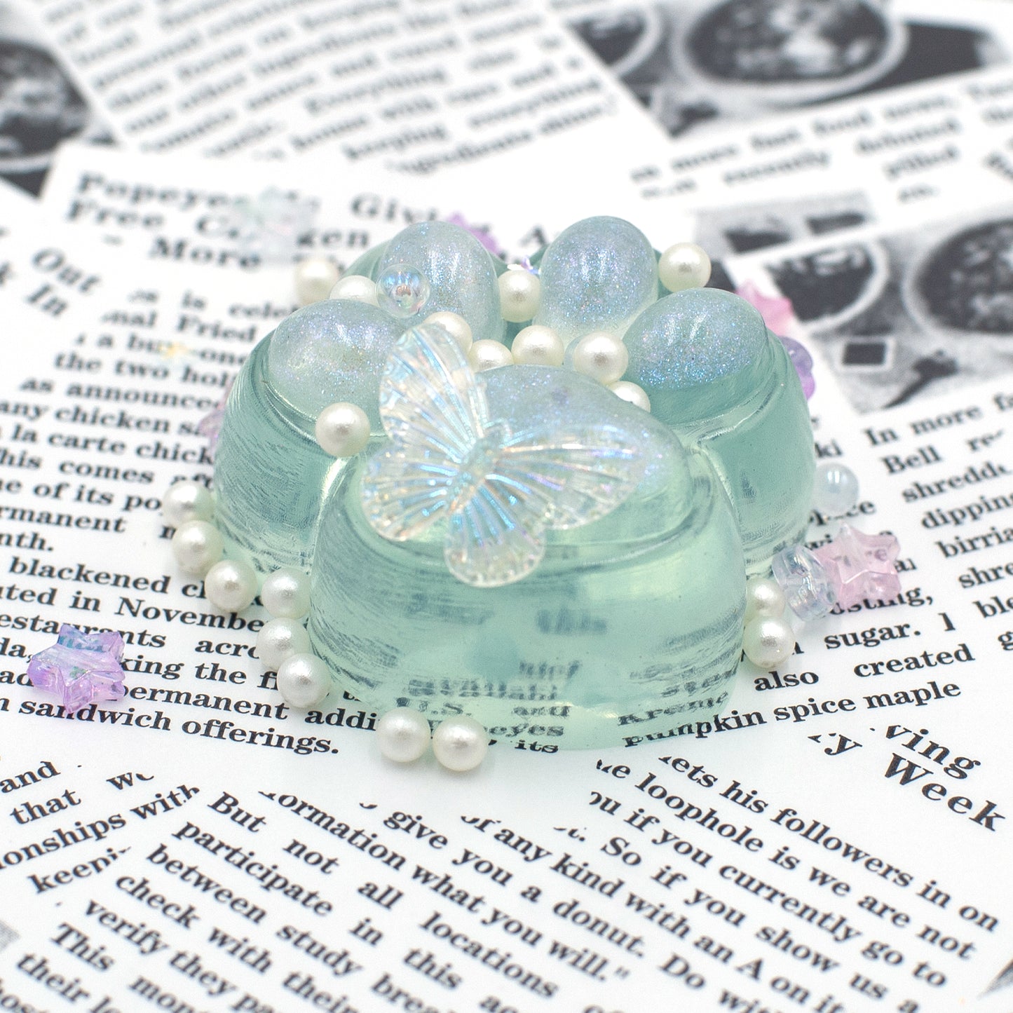 Taba Squishy - Clear Glitter Paw